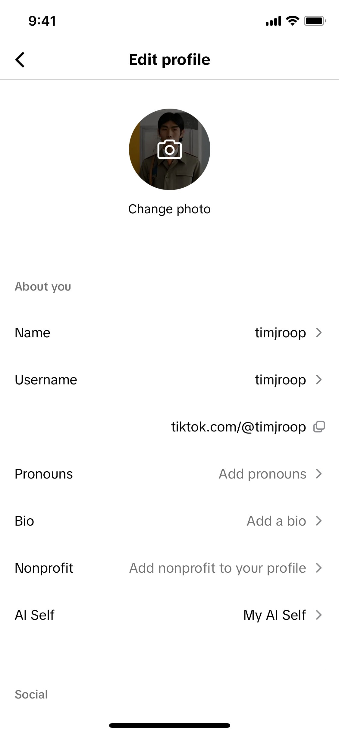 TikTok iOS screen 832
